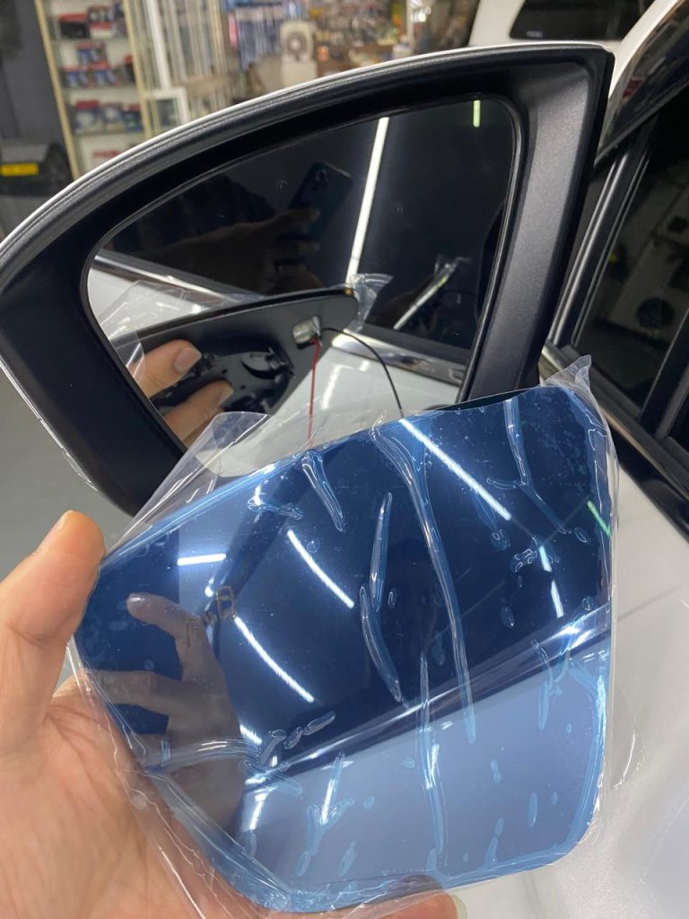 Pemasangan Blind Spot Monitoring di mobil Toyota Veloz 2024